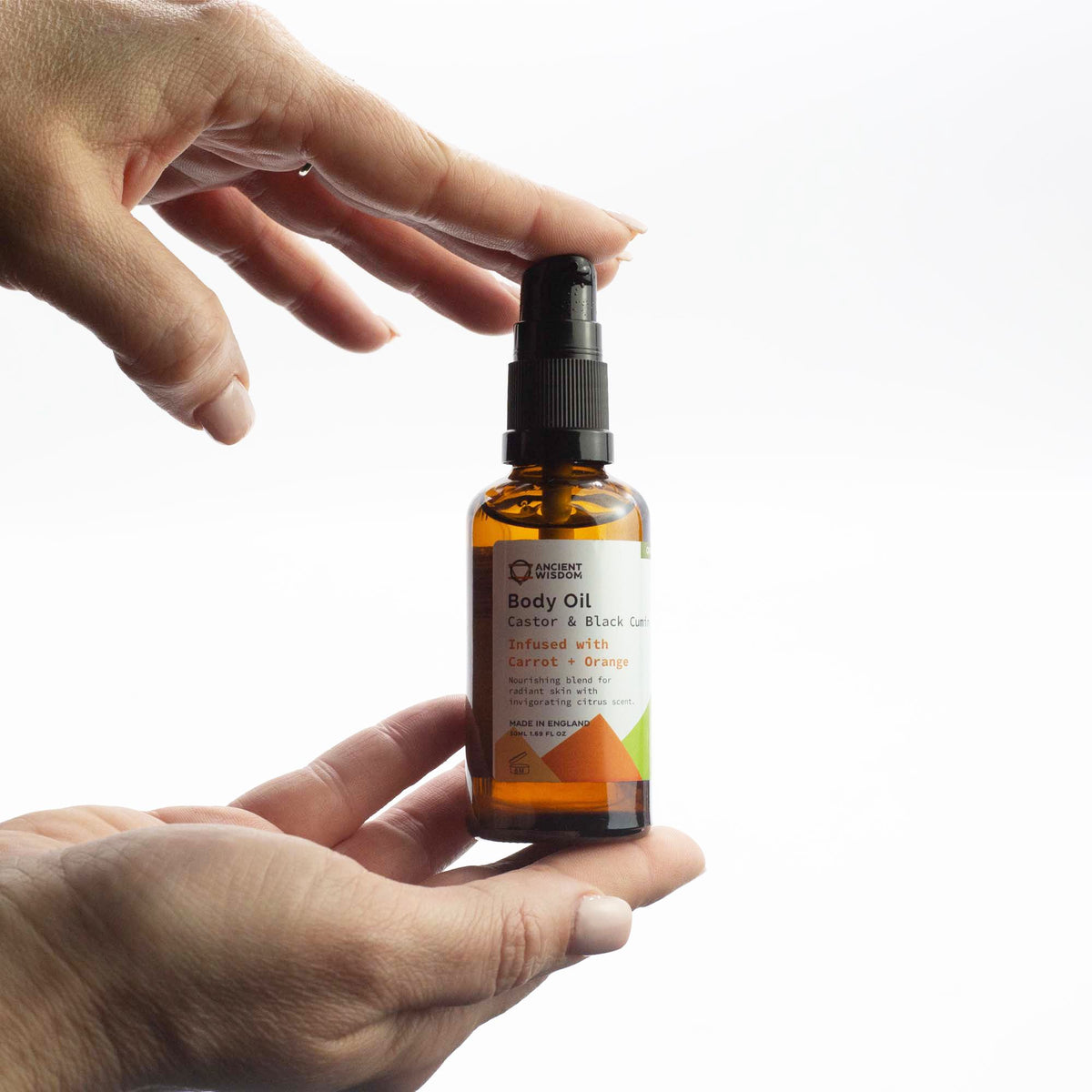 Organic Carrot & Orange Body Oil — 50ml, label view
