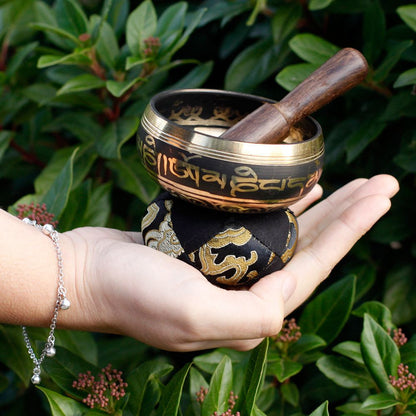 Mini Singing Bowl Gift Set — Black